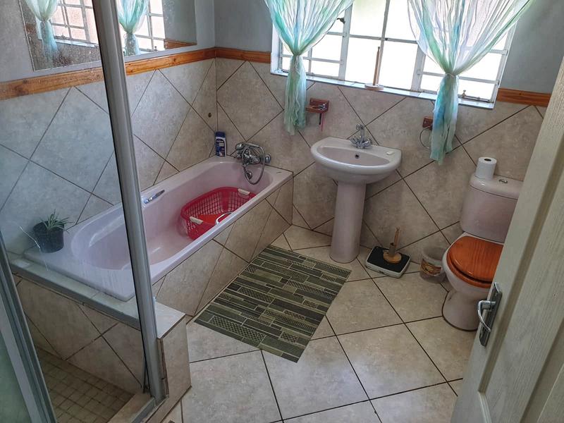 4 Bedroom Property for Sale in Miederpark North West